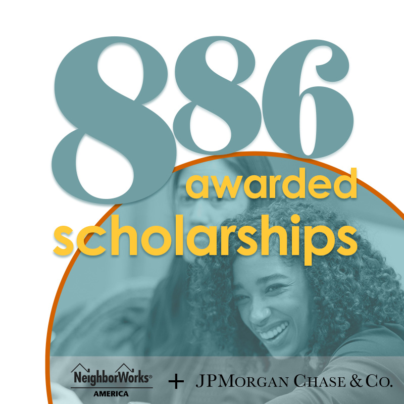 886 awarded scholarships